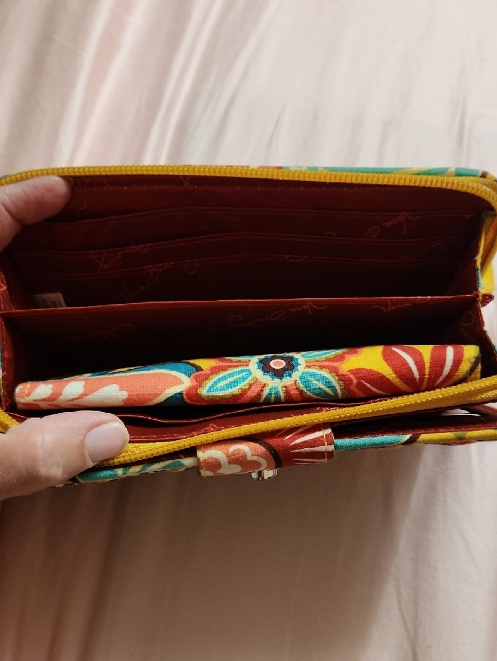 Vera Bradley Yellow Multicolor Paisley Quilted Travel Bag Set - Picture 11 of 14